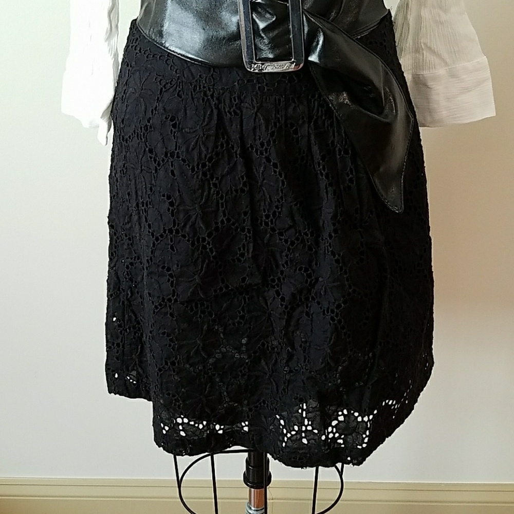 NWOT LOFT eyelet skirt